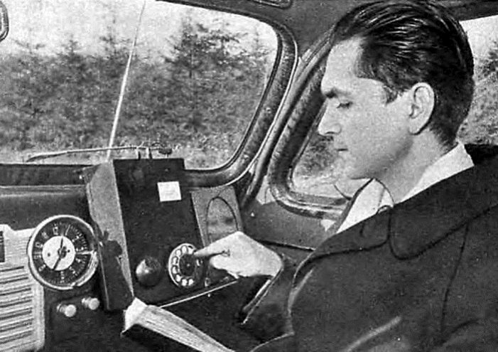 В СССР запатентован первый мобильный телефон