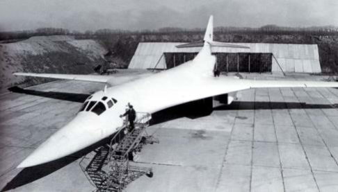 Первый полёт советского сверхзвукового стратегического бомбардировщика